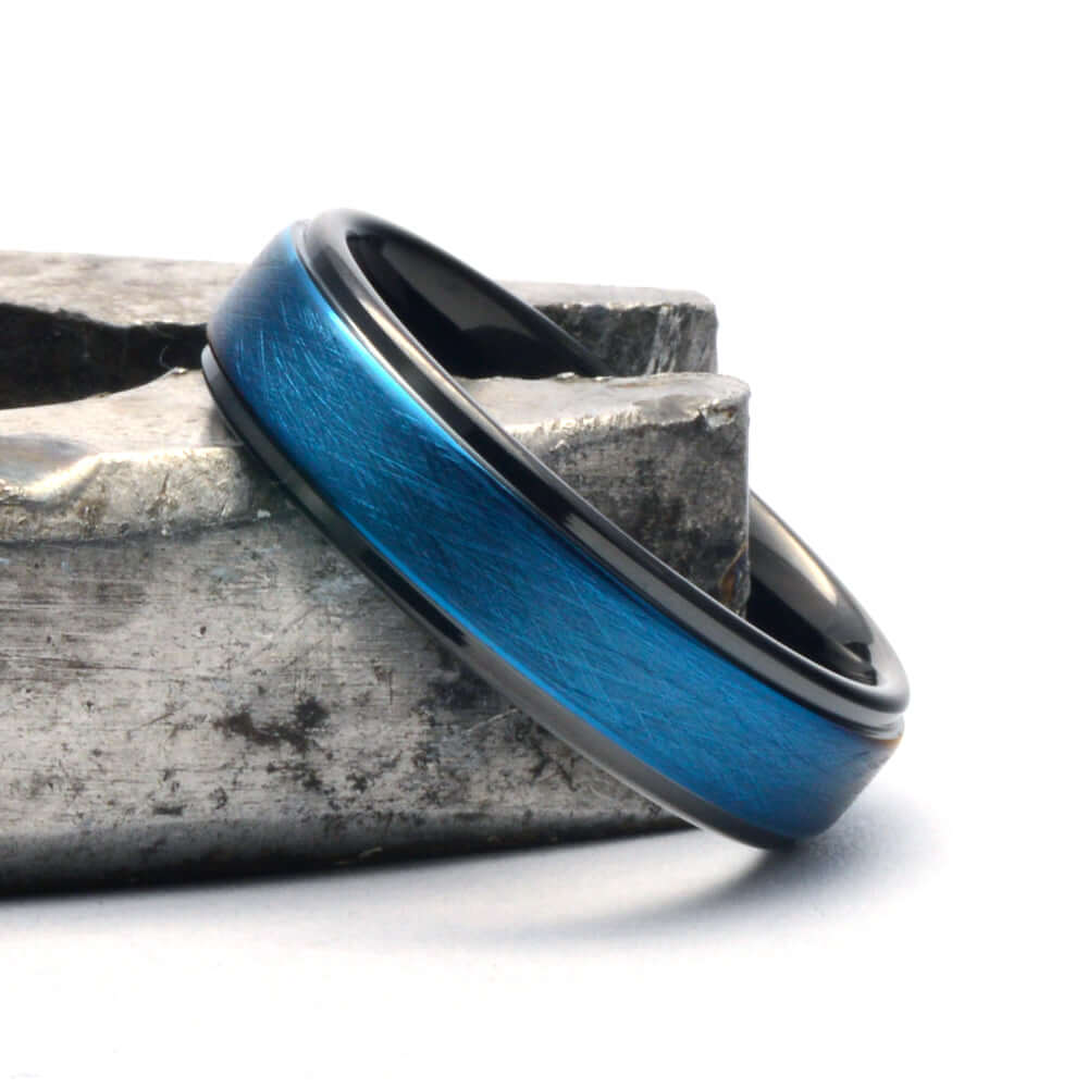 The Blueber - Blue Tungsten Wedding Ring with Black Steps