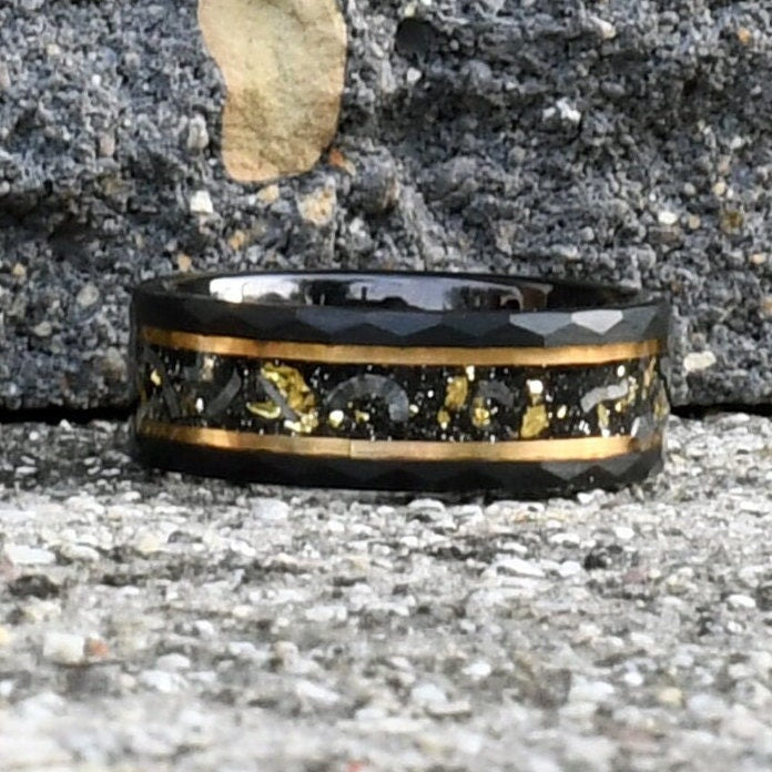 Gold Leaf and Meteorite Ring, Black Hammered Men's Tungsten Wedding Band, Hammered Brushed Tungsten Band, Black Men's Ring, Engraved Ring
